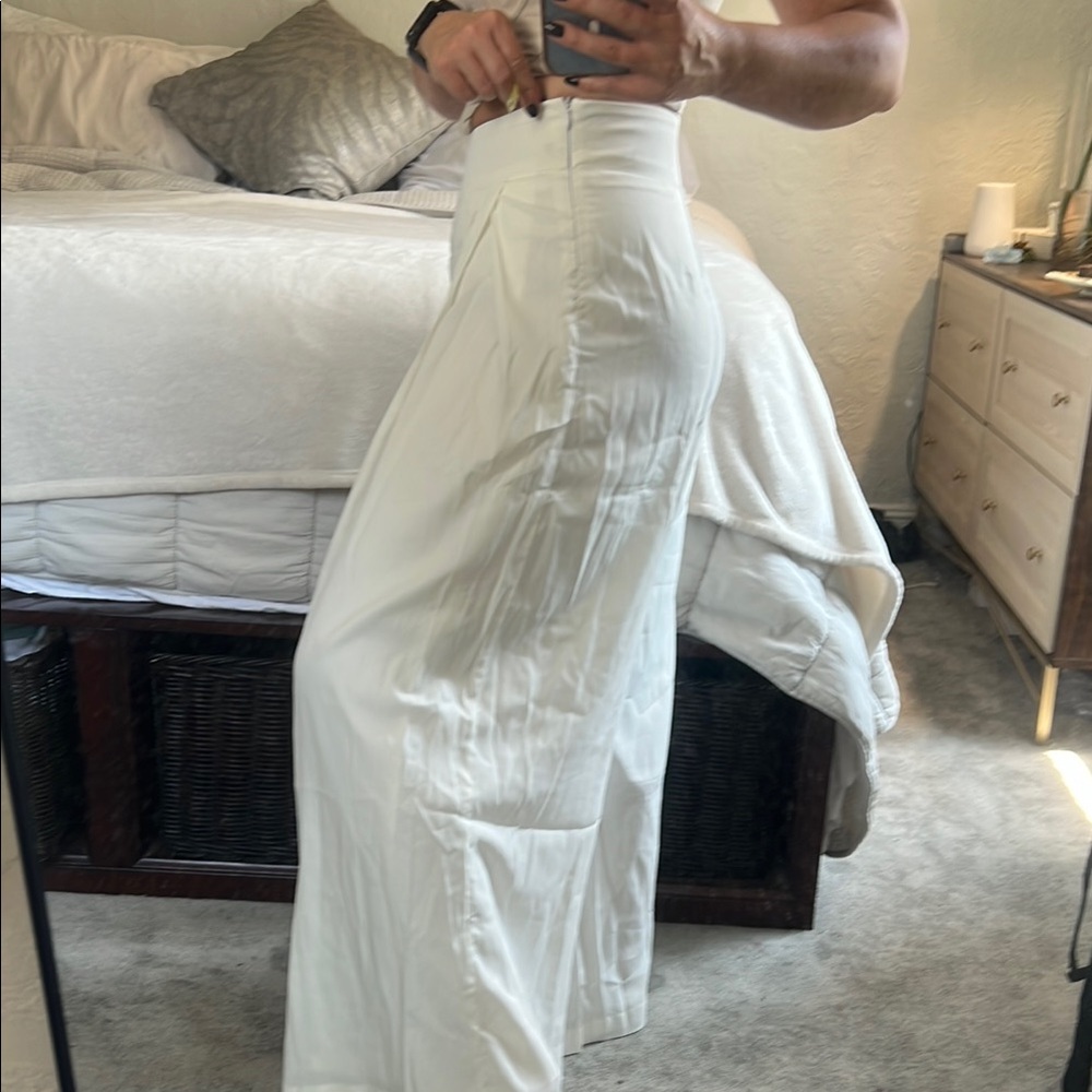 Elegant White Wide-Leg Pants XS - Picture 6 of 15
